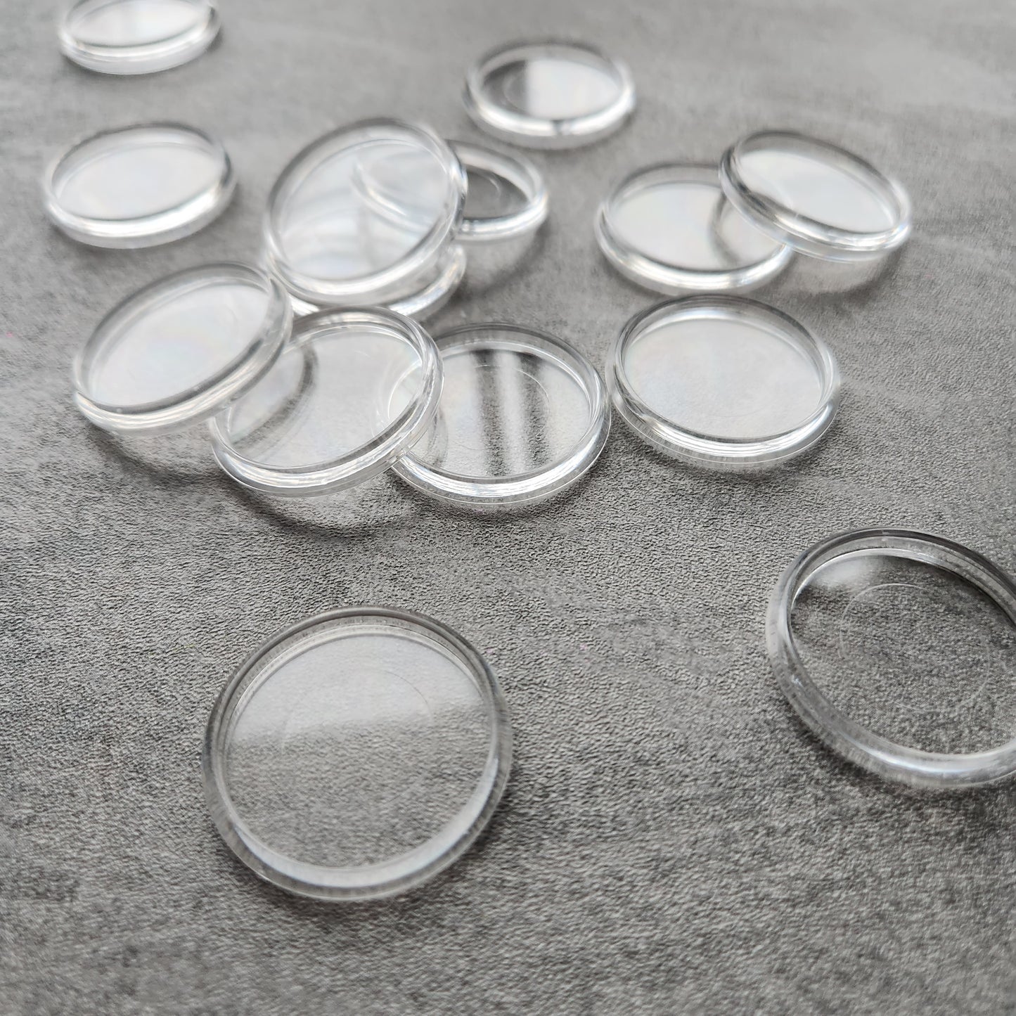 32mm plastic disc, clear