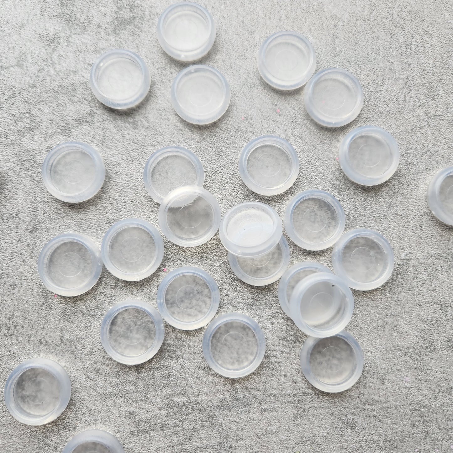 18mm plastic disc, frosted