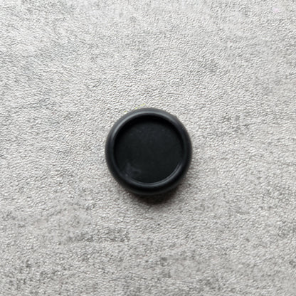 18mm plastic disc, black