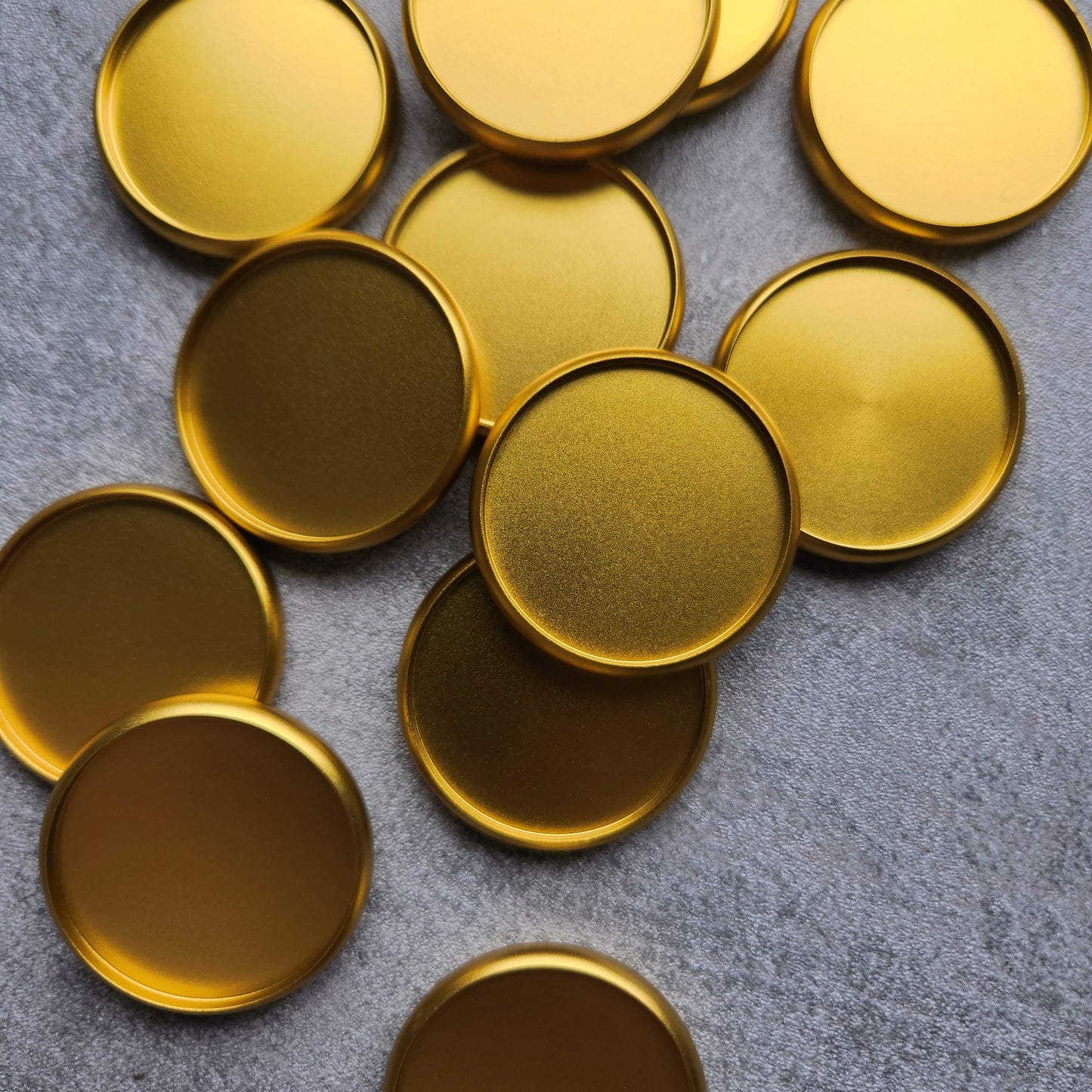 38mm metal disc, yellow