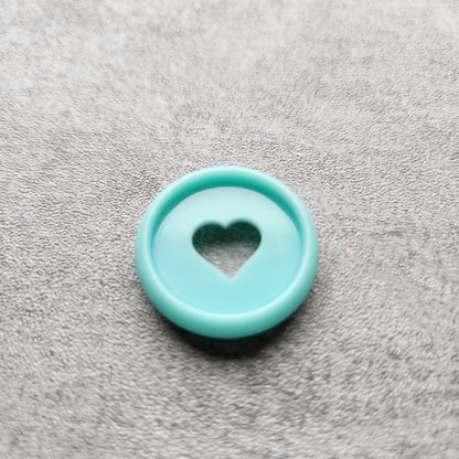 24mm plastic disc, blue with heart