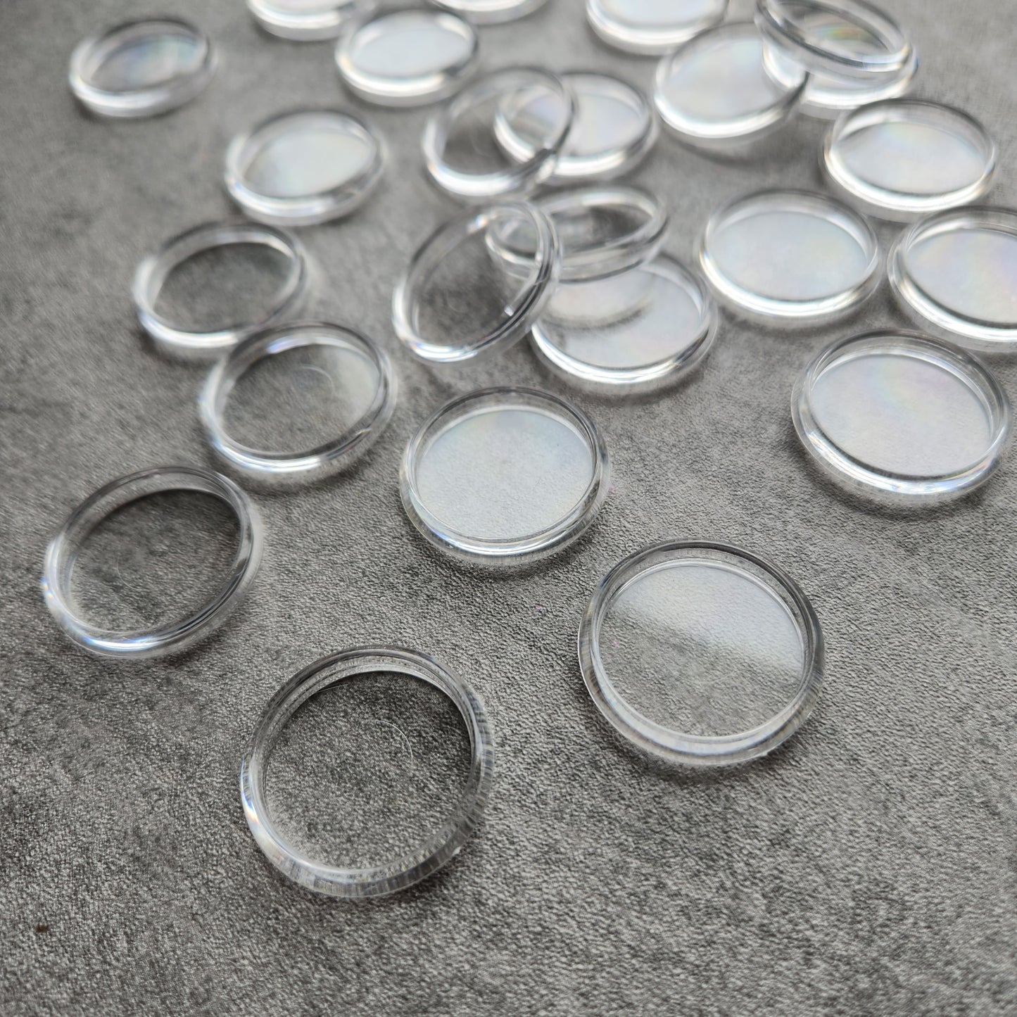 28mm plastic disc, clear