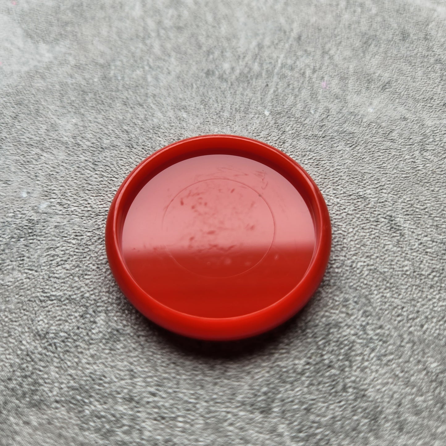 32mm plastic disc, red