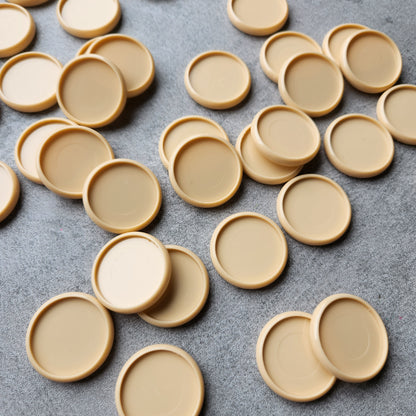 32mm plastic disc, beige