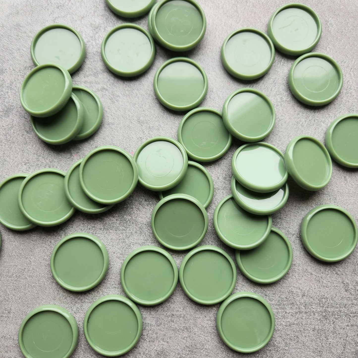 32mm plastic disc, green