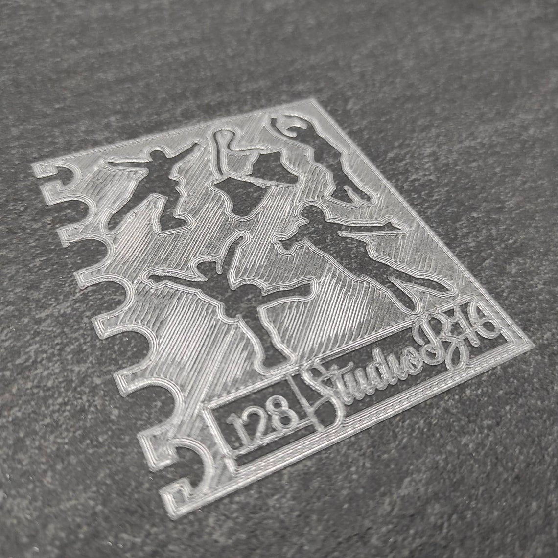 Ice skater Stencil - Small, number 128